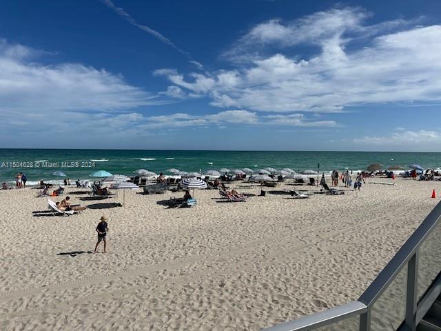 3725 S Ocean Dr 424, Hollywood, Florida 33019, 2 Bedrooms Bedrooms, ,2 BathroomsBathrooms,Residentiallease,For Rent,3725 S Ocean Dr 424,A11504628