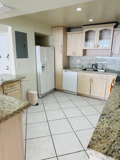 3725 S Ocean Dr 424, Hollywood, Florida 33019, 2 Bedrooms Bedrooms, ,2 BathroomsBathrooms,Residentiallease,For Rent,3725 S Ocean Dr 424,A11504628