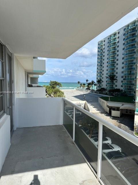 3725 S Ocean Dr 424, Hollywood, Florida 33019, 2 Bedrooms Bedrooms, ,2 BathroomsBathrooms,Residentiallease,For Rent,3725 S Ocean Dr 424,A11504628