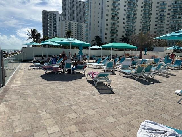 3725 S Ocean Dr 424, Hollywood, Florida 33019, 2 Bedrooms Bedrooms, ,2 BathroomsBathrooms,Residentiallease,For Rent,3725 S Ocean Dr 424,A11504628