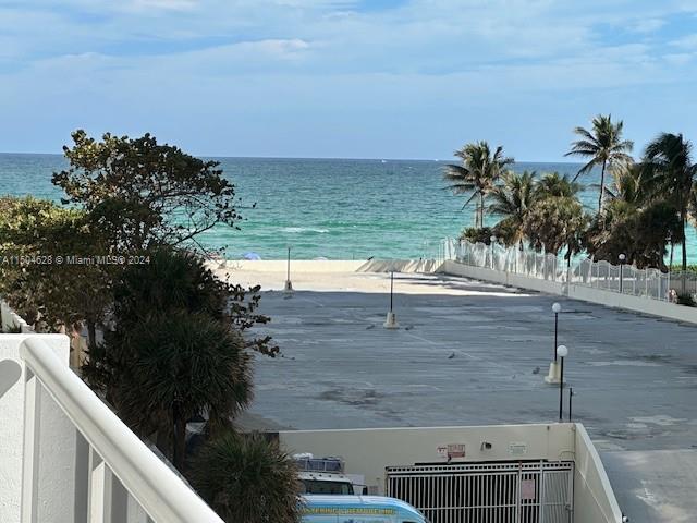 3725 S Ocean Dr 424, Hollywood, Florida 33019, 2 Bedrooms Bedrooms, ,2 BathroomsBathrooms,Residentiallease,For Rent,3725 S Ocean Dr 424,A11504628