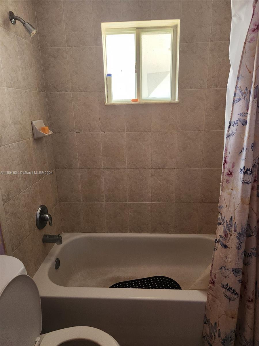 20463 NW 19th Ave, Miami Gardens, Florida 33056, 4 Bedrooms Bedrooms, ,2 BathroomsBathrooms,Residential,For Sale,20463 NW 19th Ave,A11504631