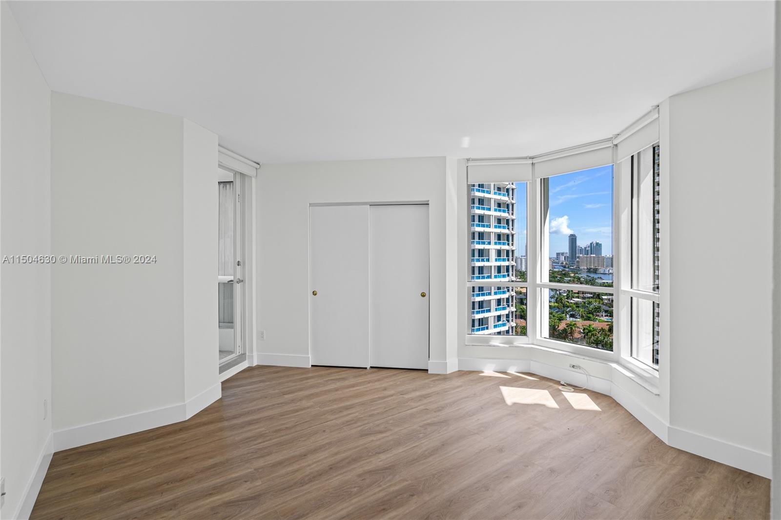 21055 Yacht Club Dr, Aventura, FL, 33180 United States, 3 Bedrooms Bedrooms, ,2 BathroomsBathrooms,Residential,For Sale,Yacht Club Dr,A11504630