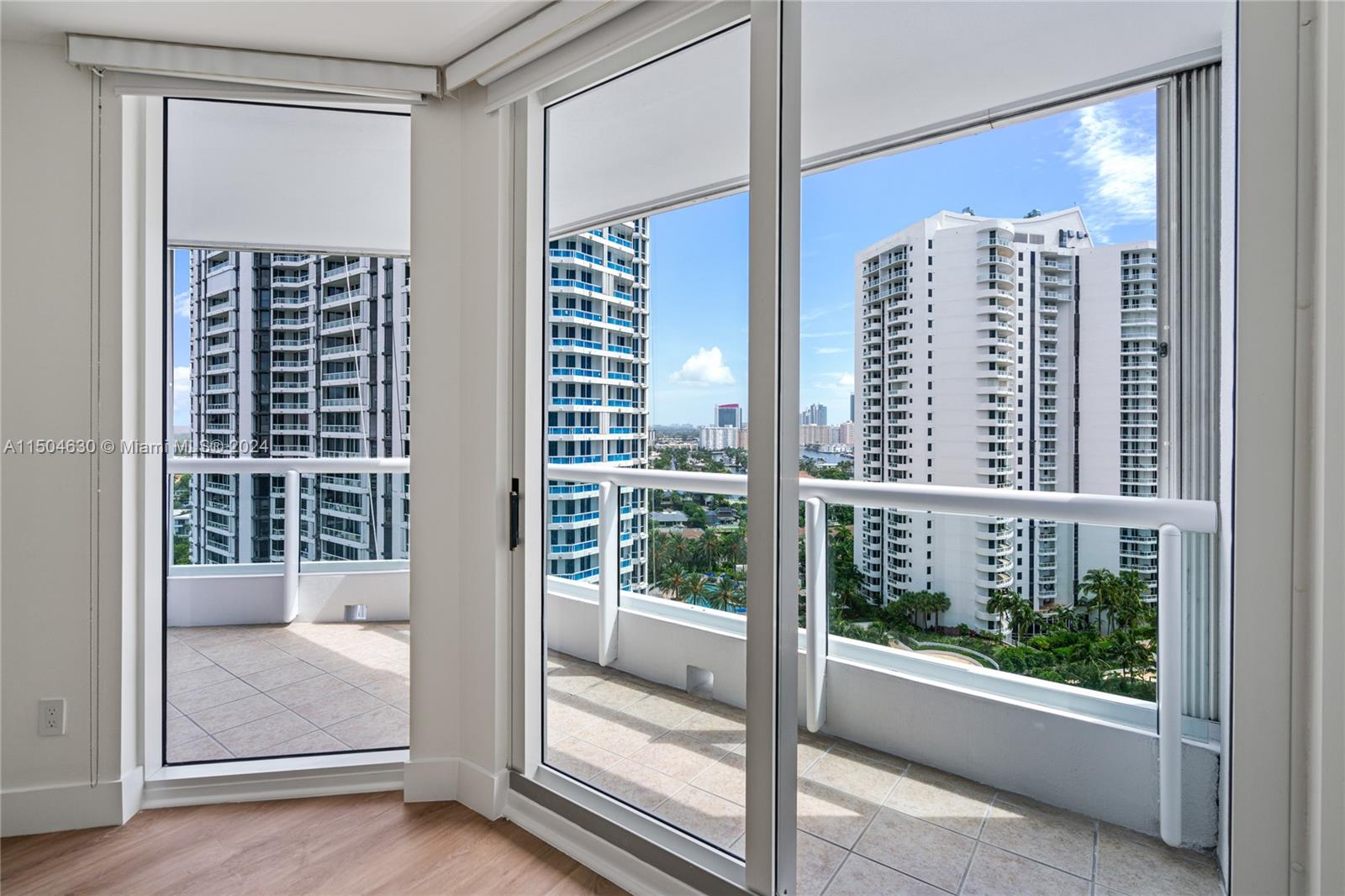 21055 Yacht Club Dr 1903, Aventura, Florida 33180, 3 Bedrooms Bedrooms, ,2 BathroomsBathrooms,Residential,For Sale,21055 Yacht Club Dr 1903,A11504630
