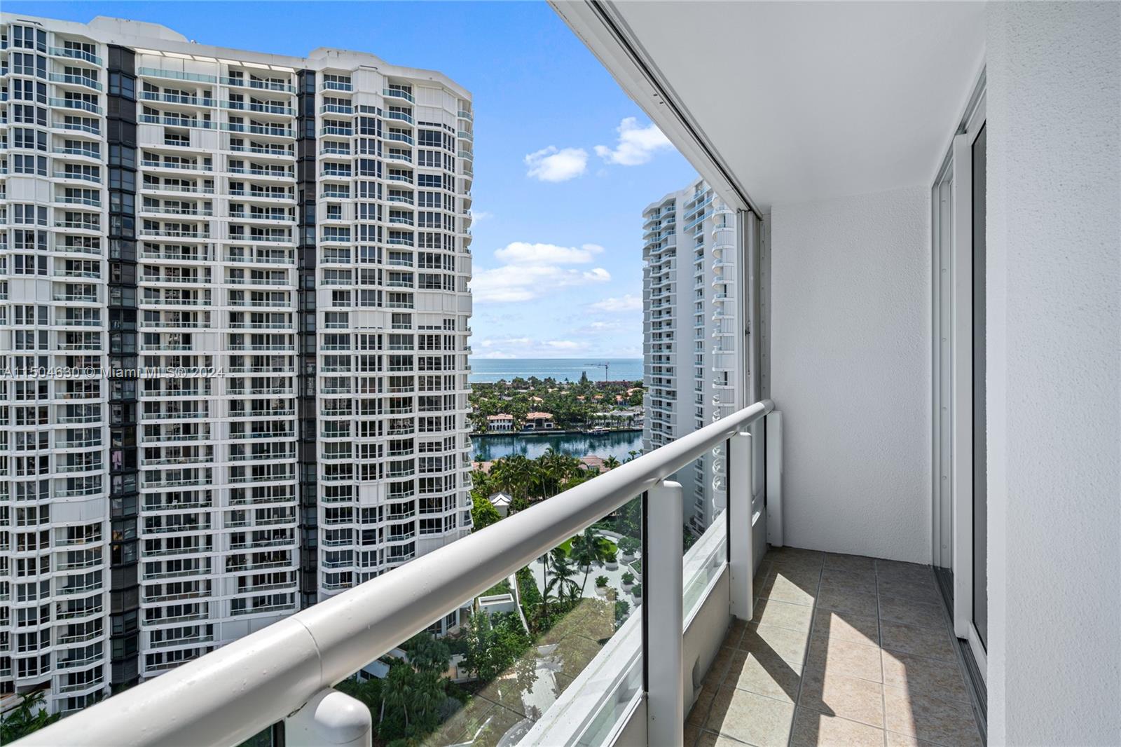 21055 Yacht Club Dr 1903, Aventura, Florida 33180, 3 Bedrooms Bedrooms, ,2 BathroomsBathrooms,Residential,For Sale,21055 Yacht Club Dr 1903,A11504630