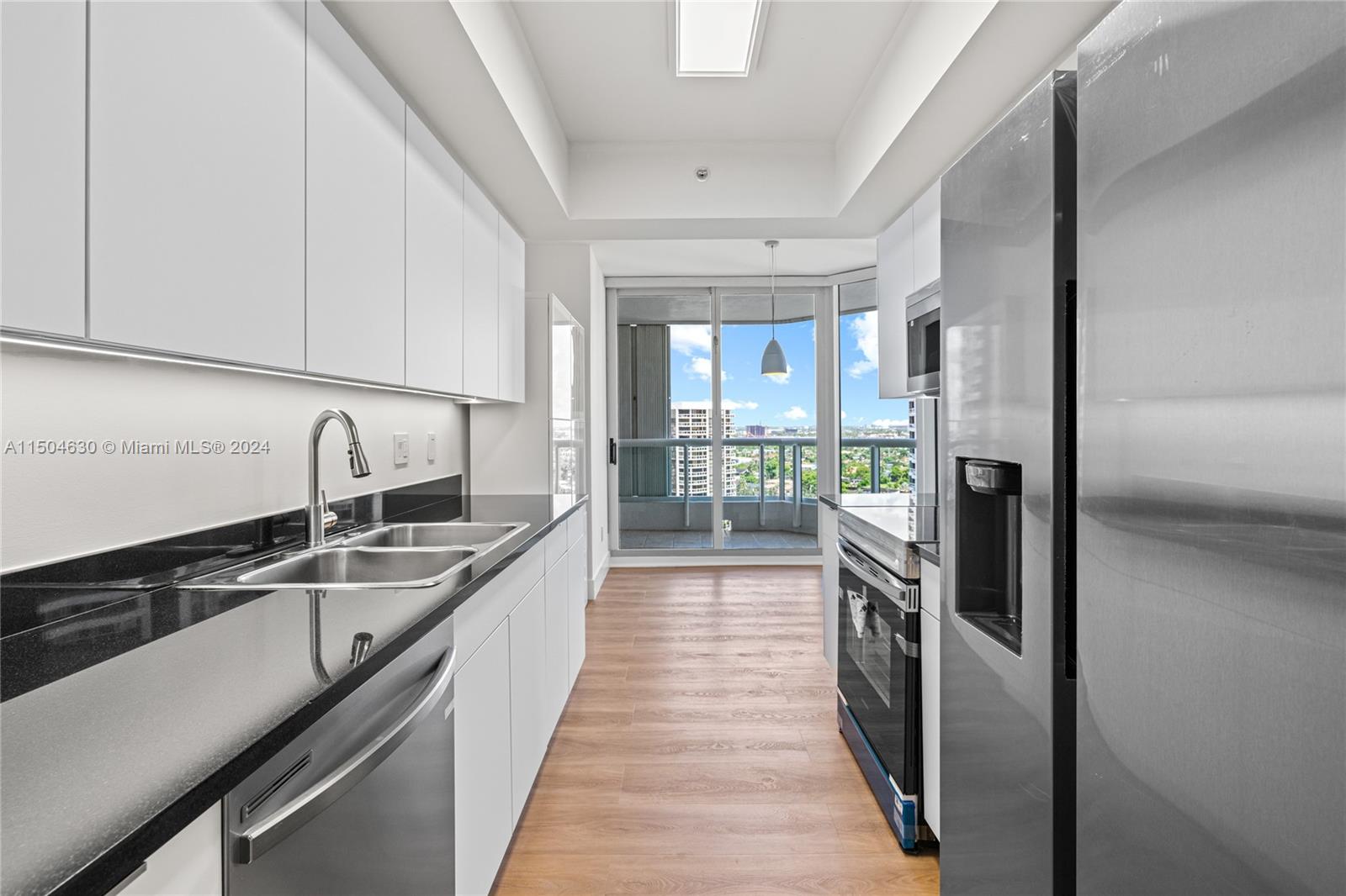 21055 Yacht Club Dr, Aventura, FL, 33180 United States, 3 Bedrooms Bedrooms, ,2 BathroomsBathrooms,Residential,For Sale,Yacht Club Dr,A11504630