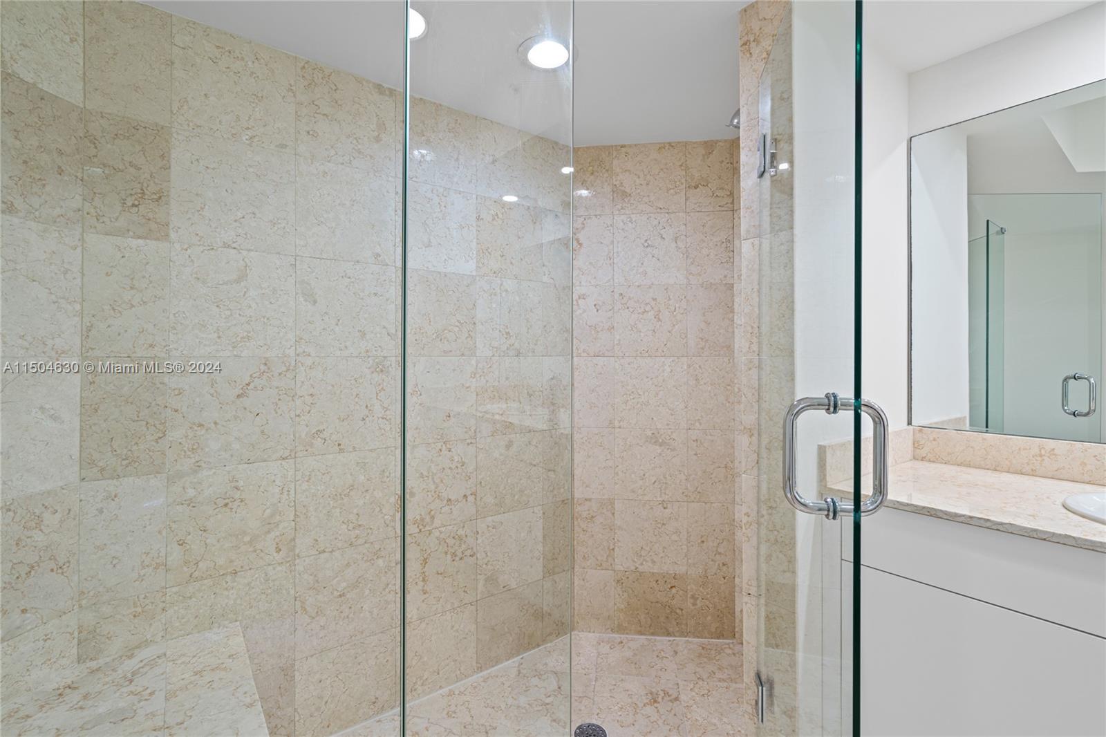 21055 Yacht Club Dr, Aventura, FL, 33180 United States, 3 Bedrooms Bedrooms, ,2 BathroomsBathrooms,Residential,For Sale,Yacht Club Dr,A11504630