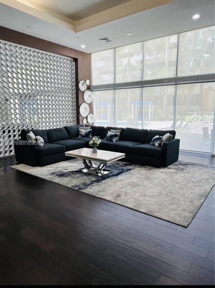 18800 NE 29th Ave 527, Aventura, Florida 33180, 2 Bedrooms Bedrooms, ,2 BathroomsBathrooms,Residentiallease,For Rent,18800 NE 29th Ave 527,A11504516