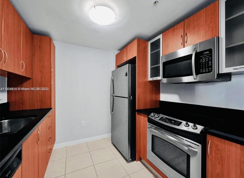 18800 NE 29th Ave 527, Aventura, Florida 33180, 2 Bedrooms Bedrooms, ,2 BathroomsBathrooms,Residentiallease,For Rent,18800 NE 29th Ave 527,A11504516