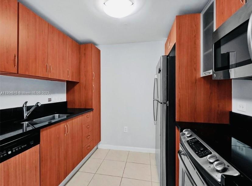 18800 NE 29th Ave 527, Aventura, Florida 33180, 2 Bedrooms Bedrooms, ,2 BathroomsBathrooms,Residentiallease,For Rent,18800 NE 29th Ave 527,A11504516