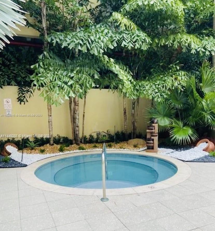 18800 NE 29th Ave 527, Aventura, Florida 33180, 2 Bedrooms Bedrooms, ,2 BathroomsBathrooms,Residentiallease,For Rent,18800 NE 29th Ave 527,A11504516