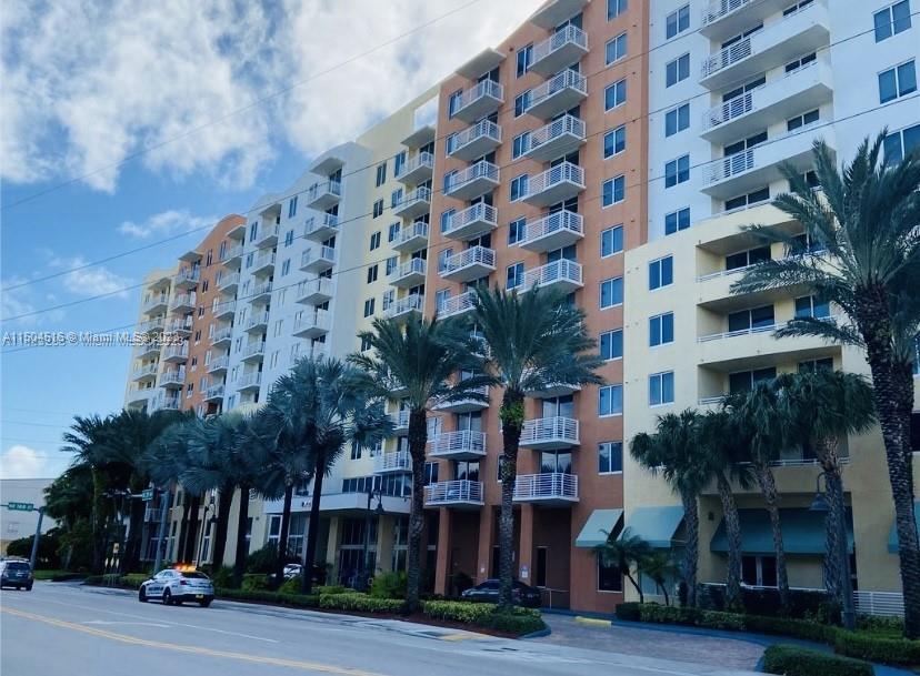 18800 NE 29th Ave 527, Aventura, Florida 33180, 2 Bedrooms Bedrooms, ,2 BathroomsBathrooms,Residentiallease,For Rent,18800 NE 29th Ave 527,A11504516