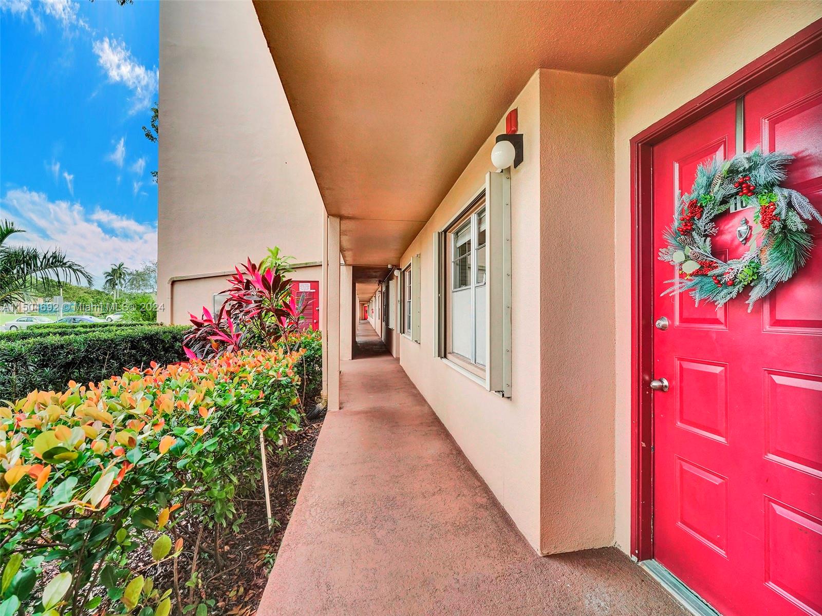 12950 7th Ct, Pembroke Pines, FL, 33027 United States, 2 Bedrooms Bedrooms, ,2 BathroomsBathrooms,Residential,For Sale,7th Ct,A11504692