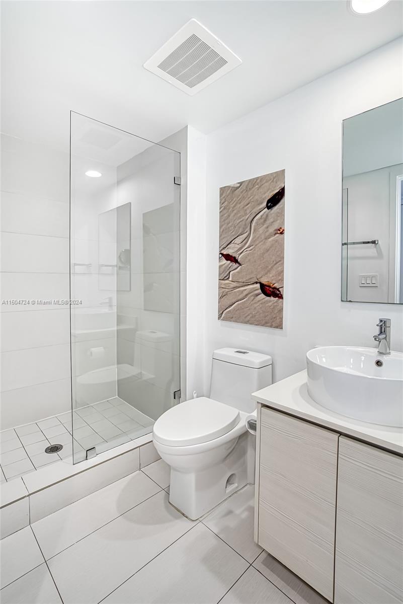 2602 E Hallandale Beach Blvd R2304, Hallandale Beach, Florida 33009, 2 Bedrooms Bedrooms, ,2 BathroomsBathrooms,Residential,For Sale,2602 E Hallandale Beach Blvd R2304,A11504724