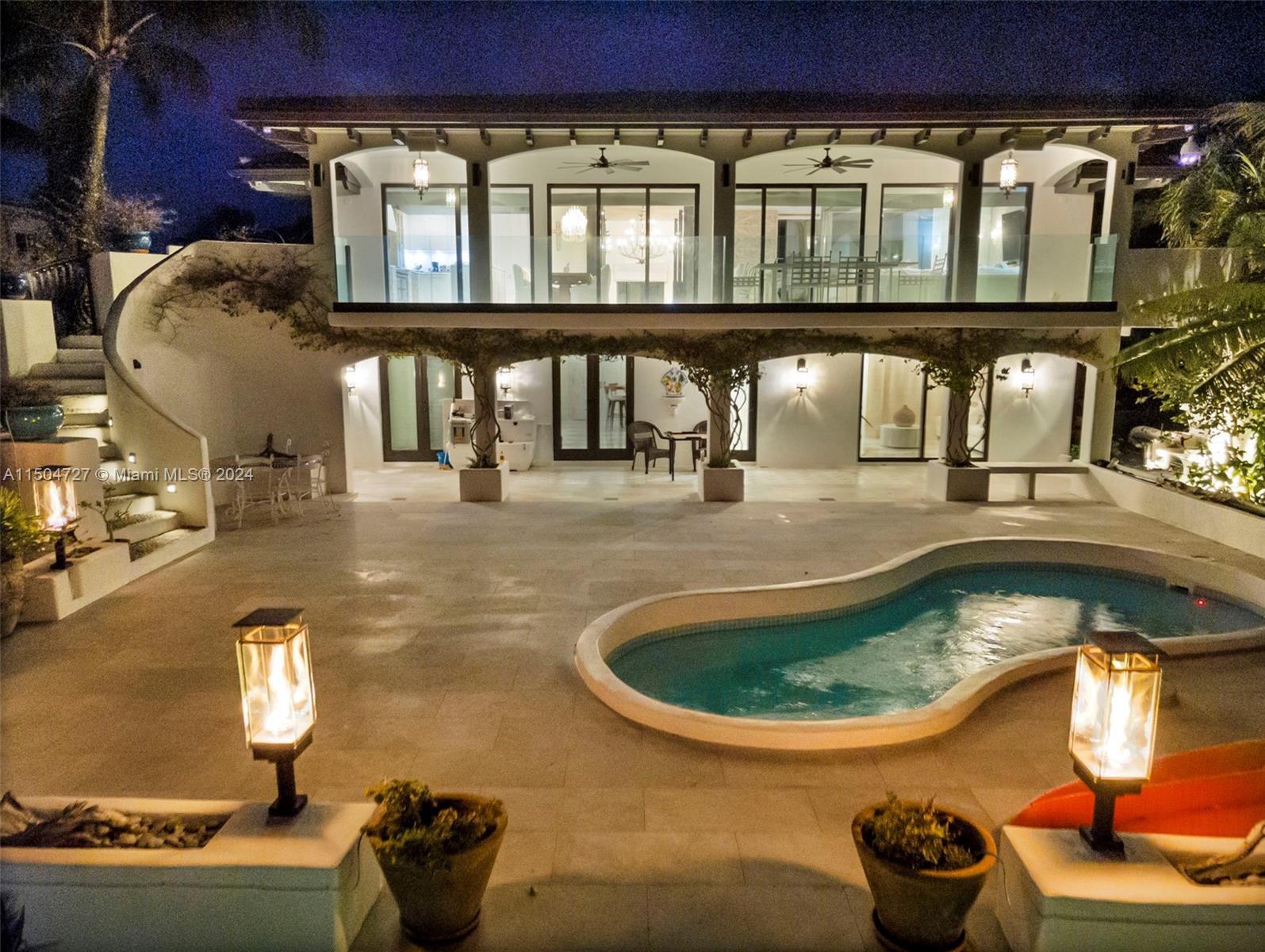 210 Seaview Cir, Marathon, FL, 33050 United States, 4 Bedrooms Bedrooms, ,4 BathroomsBathrooms,Residential,For Sale,Seaview Cir,A11504727