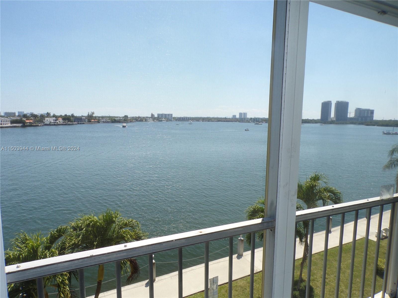 3010 Marcos Dr R403, Aventura, Florida 33160, 1 Bedroom Bedrooms, ,1 BathroomBathrooms,Residential,For Sale,3010 Marcos Dr R403,A11503944