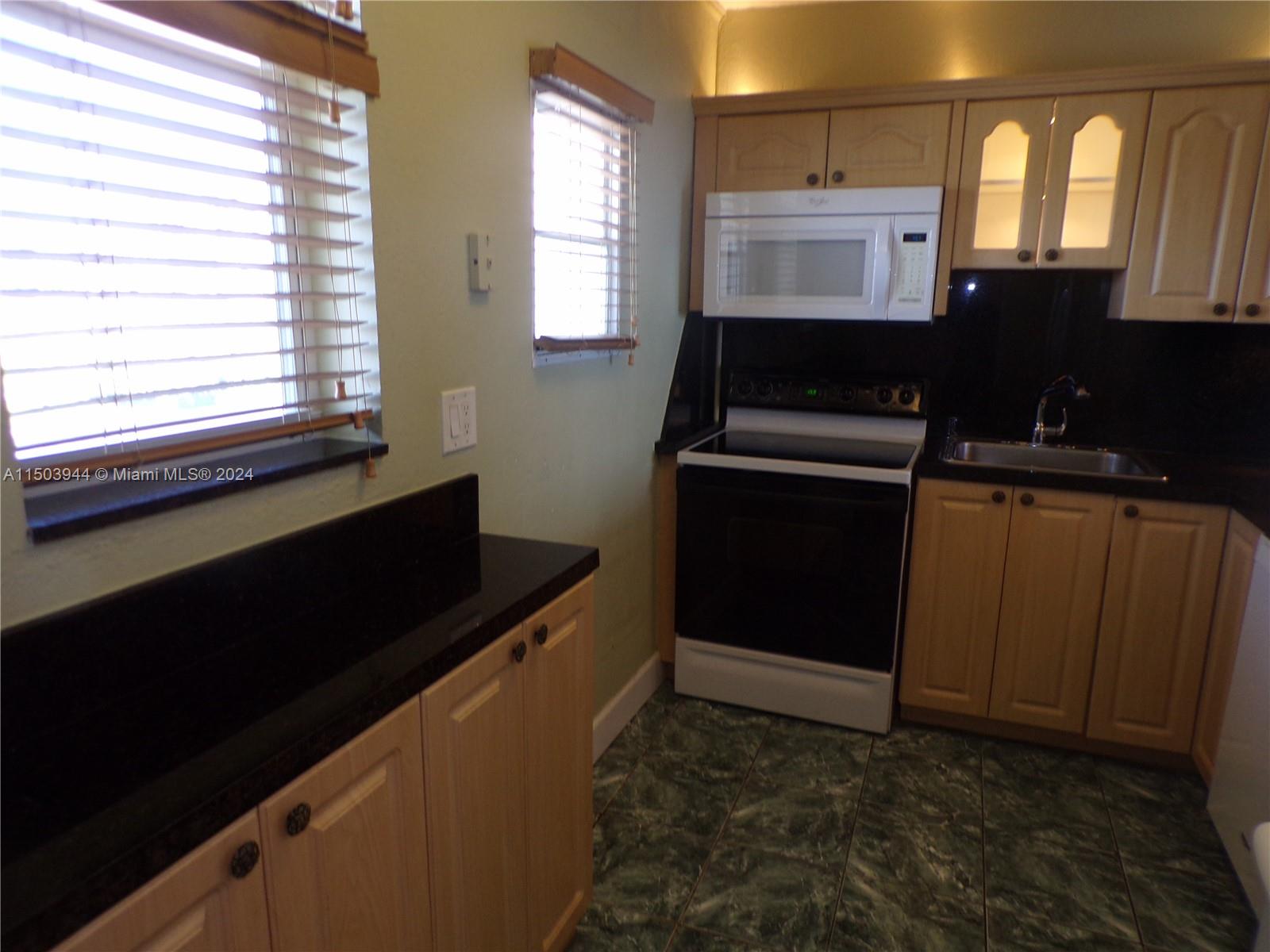 3010 Marcos Dr R403, Aventura, Florida 33160, 1 Bedroom Bedrooms, ,1 BathroomBathrooms,Residential,For Sale,3010 Marcos Dr R403,A11503944