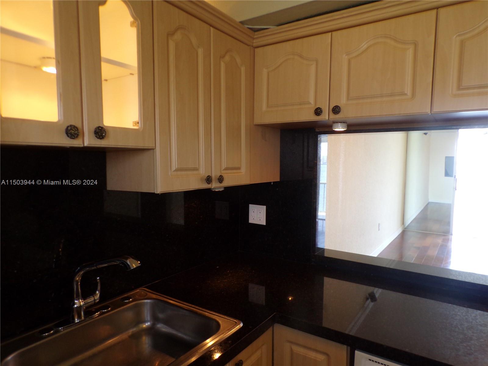 3010 Marcos Dr R403, Aventura, Florida 33160, 1 Bedroom Bedrooms, ,1 BathroomBathrooms,Residential,For Sale,3010 Marcos Dr R403,A11503944