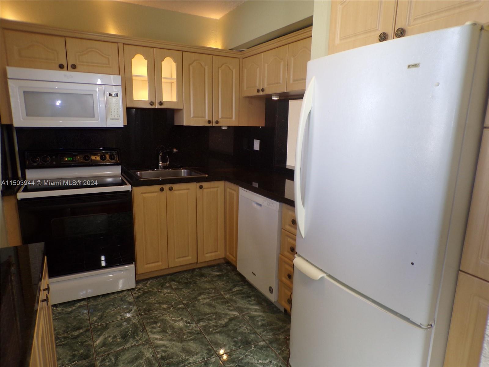 3010 Marcos Dr R403, Aventura, Florida 33160, 1 Bedroom Bedrooms, ,1 BathroomBathrooms,Residential,For Sale,3010 Marcos Dr R403,A11503944