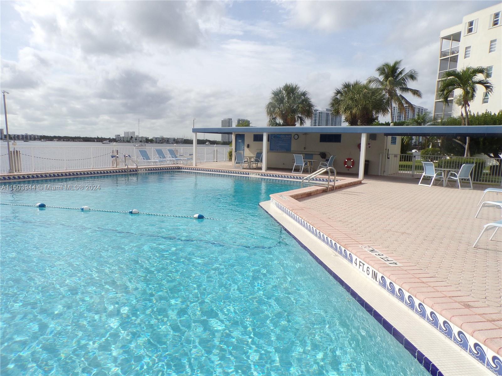 3010 Marcos Dr R403, Aventura, Florida 33160, 1 Bedroom Bedrooms, ,1 BathroomBathrooms,Residential,For Sale,3010 Marcos Dr R403,A11503944