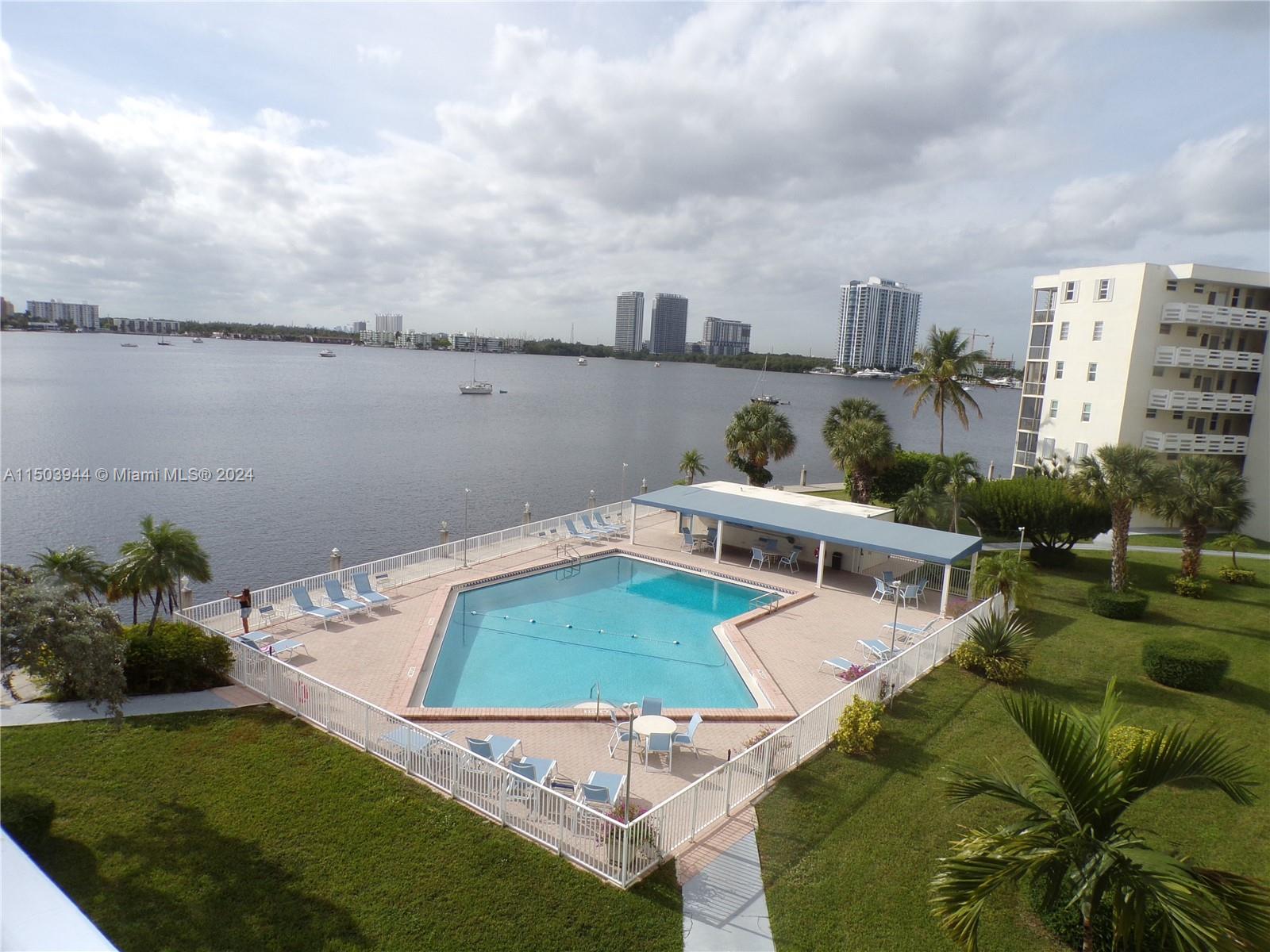 3010 Marcos Dr R403, Aventura, Florida 33160, 1 Bedroom Bedrooms, ,1 BathroomBathrooms,Residential,For Sale,3010 Marcos Dr R403,A11503944