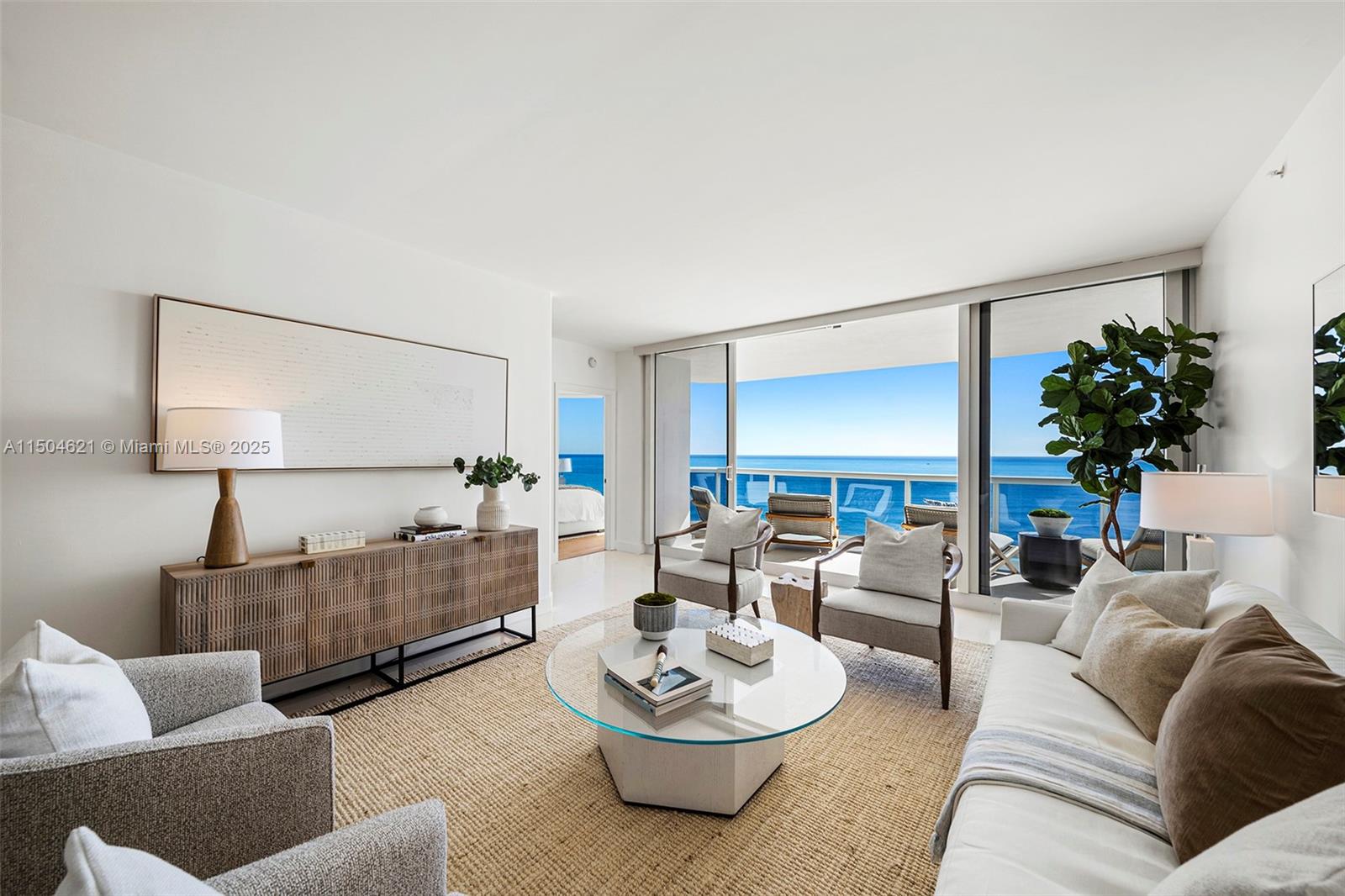 4775 Collins Ave 1602, Miami Beach, Florida 33140, 2 Bedrooms Bedrooms, ,2 BathroomsBathrooms,Residential,For Sale,4775 Collins Ave 1602,A11504621