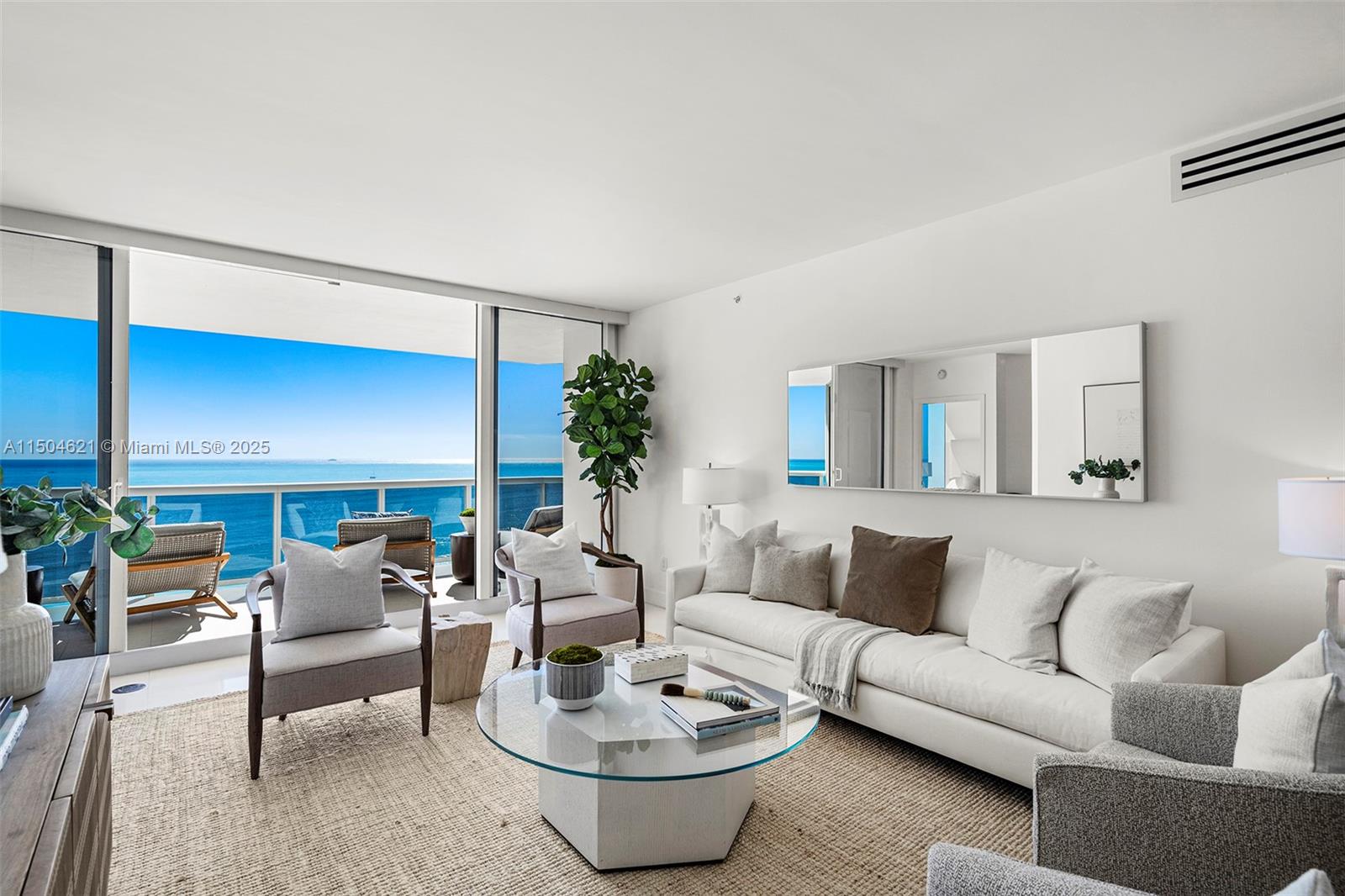 4775 Collins Ave 1602, Miami Beach, Florida 33140, 2 Bedrooms Bedrooms, ,2 BathroomsBathrooms,Residential,For Sale,4775 Collins Ave 1602,A11504621