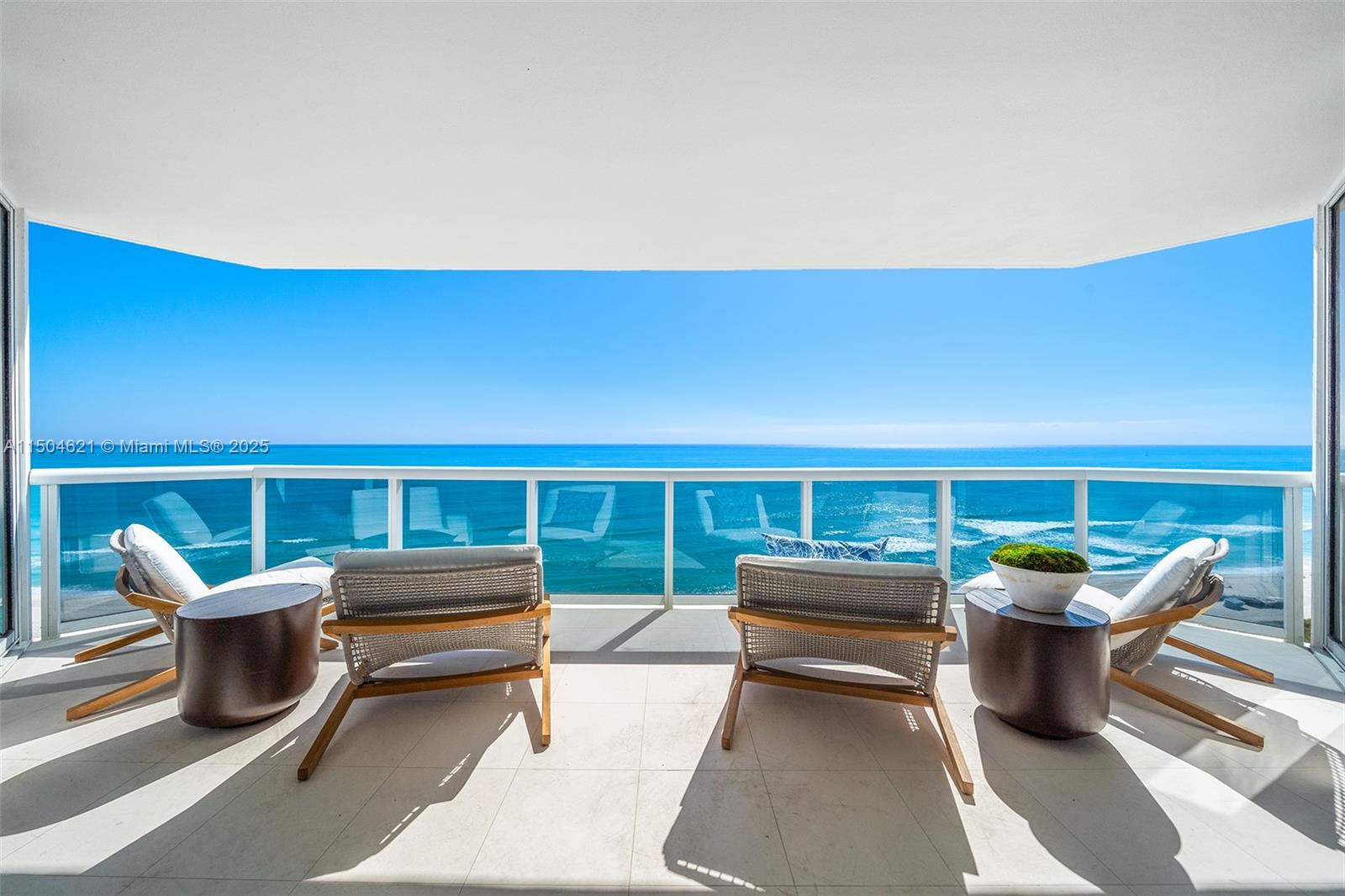 4775 Collins Ave 1602, Miami Beach, Florida 33140, 2 Bedrooms Bedrooms, ,2 BathroomsBathrooms,Residential,For Sale,4775 Collins Ave 1602,A11504621