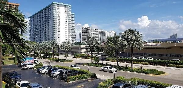 250 174th St, Sunny Isles Beach, FL, 33160 United States, 1 Bedroom Bedrooms, ,2 BathroomsBathrooms,Residential,For Sale,174th St,A11504768