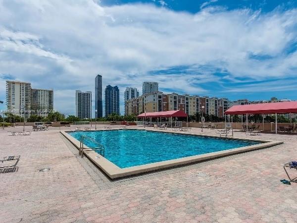 250 174th St 212, Sunny Isles Beach, Florida 33160, 1 Bedroom Bedrooms, ,2 BathroomsBathrooms,Residential,For Sale,250 174th St 212,A11504768