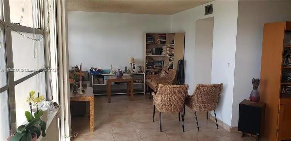 250 174th St, Sunny Isles Beach, FL, 33160 United States, 1 Bedroom Bedrooms, ,2 BathroomsBathrooms,Residential,For Sale,174th St,A11504768