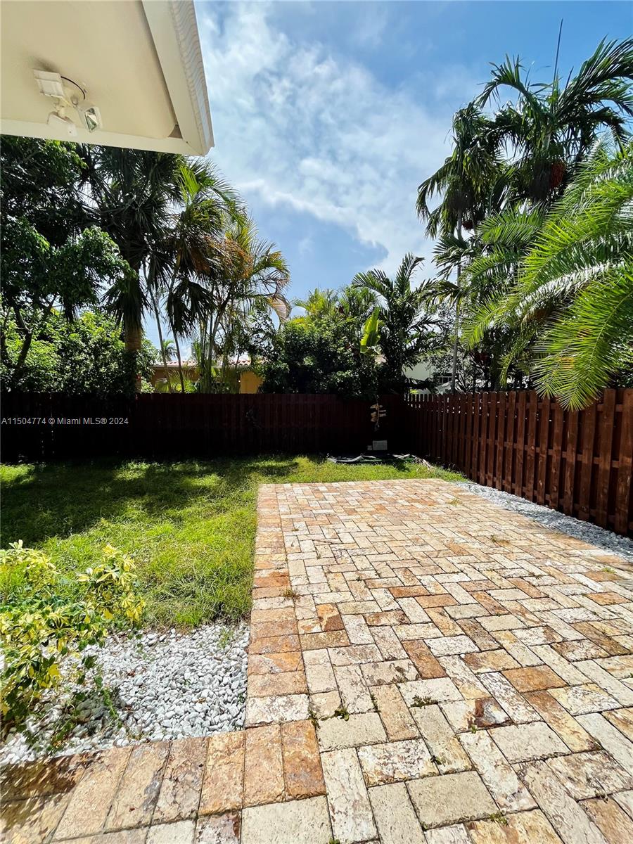 9240 Byron Ave, Surfside, Florida 33154, 4 Bedrooms Bedrooms, ,3 BathroomsBathrooms,Residential,For Sale,9240 Byron Ave,A11504774