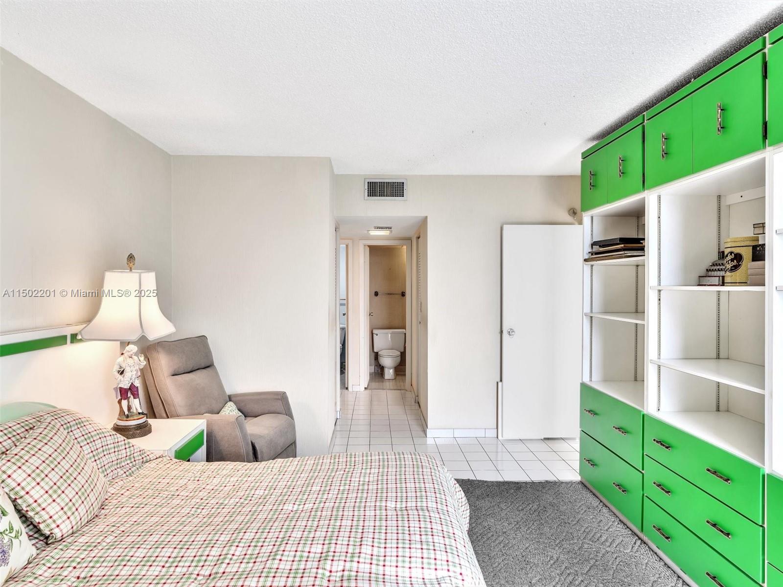 3675 N Country Club Dr 707, Aventura, Florida 33180, 1 Bedroom Bedrooms, ,1 BathroomBathrooms,Residential,For Sale,3675 N Country Club Dr 707,A11502201