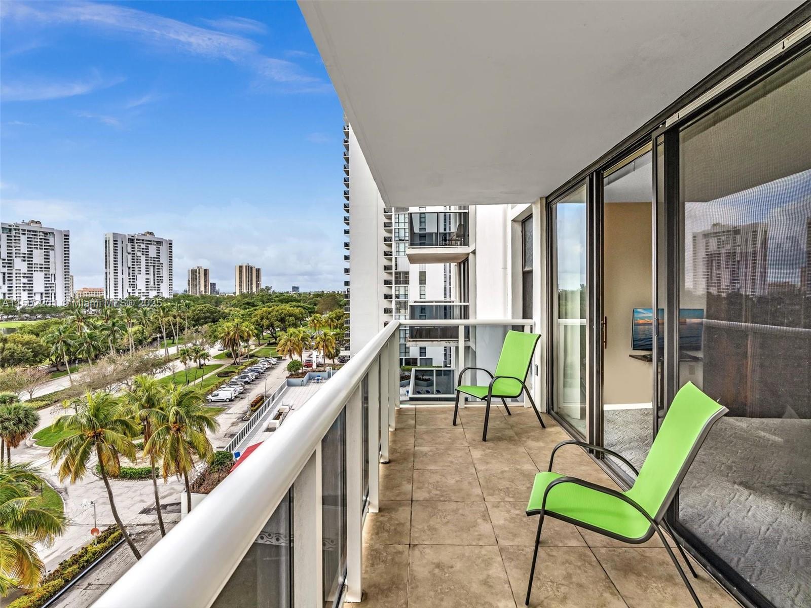 3675 N Country Club Dr 707, Aventura, Florida 33180, 1 Bedroom Bedrooms, ,1 BathroomBathrooms,Residential,For Sale,3675 N Country Club Dr 707,A11502201