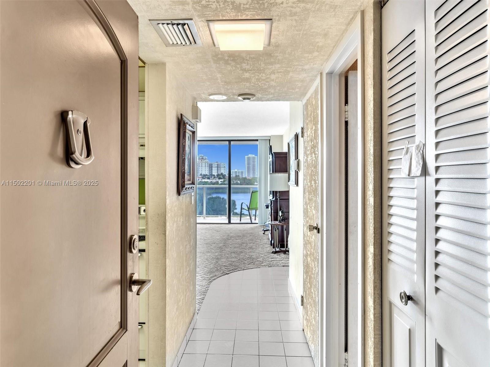 3675 N Country Club Dr 707, Aventura, Florida 33180, 1 Bedroom Bedrooms, ,1 BathroomBathrooms,Residential,For Sale,3675 N Country Club Dr 707,A11502201
