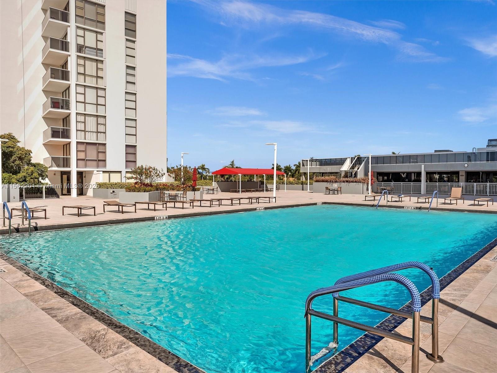 3675 N Country Club Dr 707, Aventura, Florida 33180, 1 Bedroom Bedrooms, ,1 BathroomBathrooms,Residential,For Sale,3675 N Country Club Dr 707,A11502201