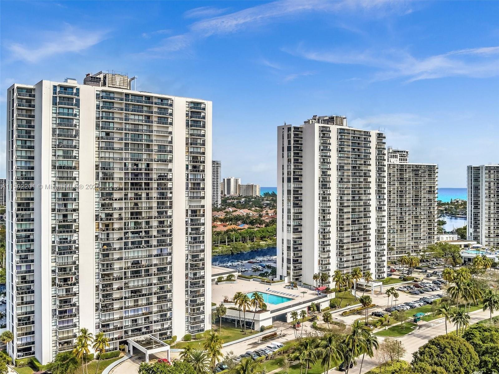 3675 N Country Club Dr 707, Aventura, Florida 33180, 1 Bedroom Bedrooms, ,1 BathroomBathrooms,Residential,For Sale,3675 N Country Club Dr 707,A11502201