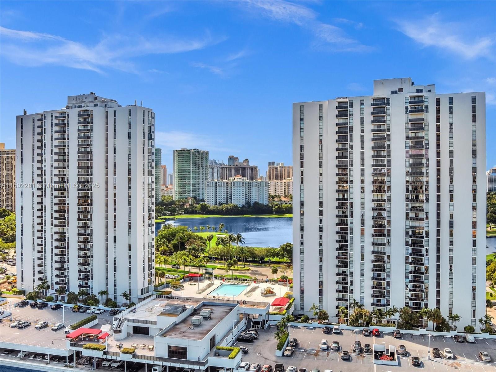 3675 N Country Club Dr 707, Aventura, Florida 33180, 1 Bedroom Bedrooms, ,1 BathroomBathrooms,Residential,For Sale,3675 N Country Club Dr 707,A11502201