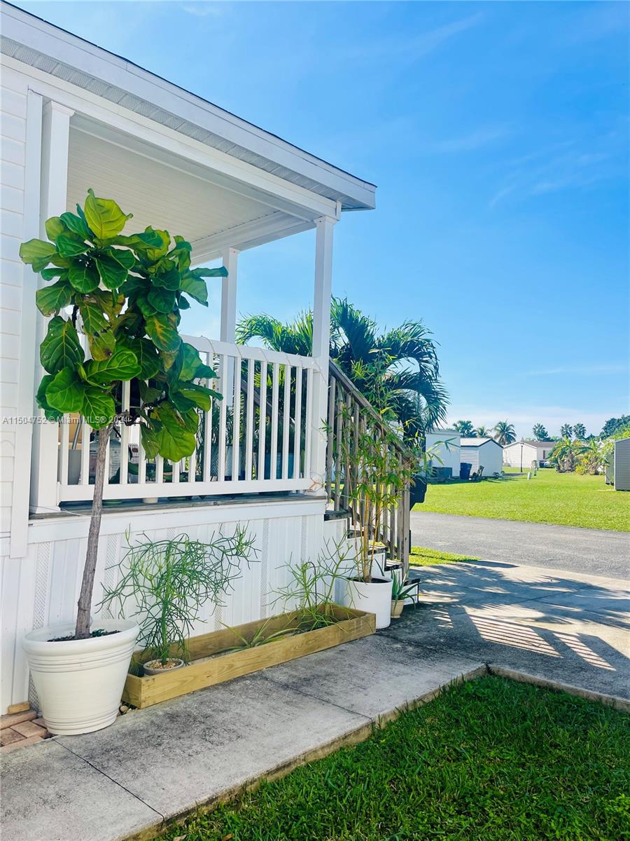 34489 187 Way Lot.191, Homestead, FL, 33034 United States, 3 Bedrooms Bedrooms, ,2 BathroomsBathrooms,Residential,For Sale,187 Way Lot.191,A11504752