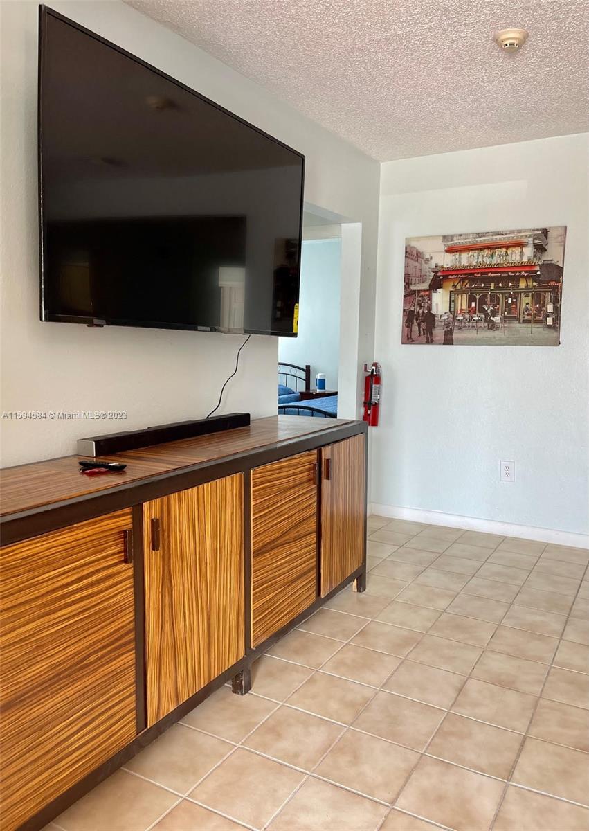 3144 SW 21st St, Miami, Florida 33145, 5 Bedrooms Bedrooms, ,4 BathroomsBathrooms,Residential,For Sale,3144 SW 21st St,A11504584