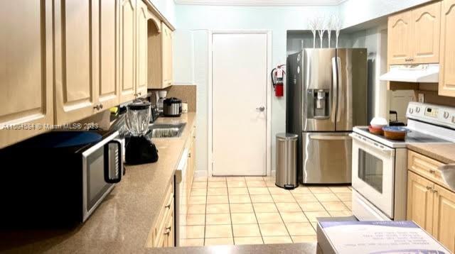 3144 SW 21st St, Miami, Florida 33145, 5 Bedrooms Bedrooms, ,4 BathroomsBathrooms,Residential,For Sale,3144 SW 21st St,A11504584