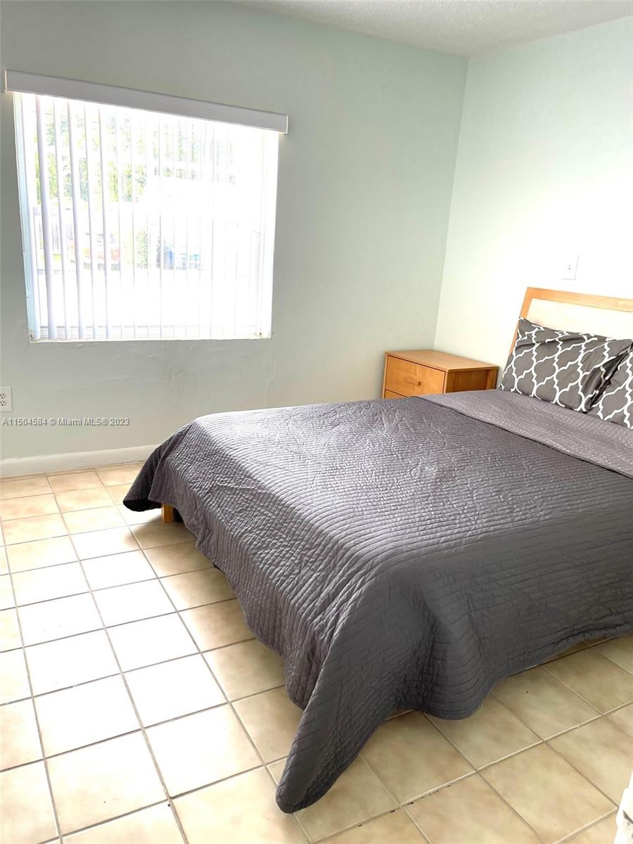 3144 SW 21st St, Miami, Florida 33145, 5 Bedrooms Bedrooms, ,4 BathroomsBathrooms,Residential,For Sale,3144 SW 21st St,A11504584
