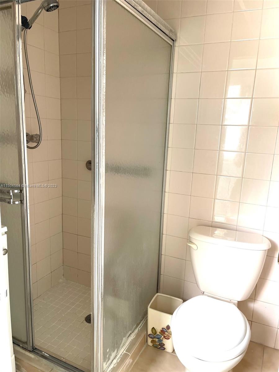 3144 SW 21st St, Miami, Florida 33145, 5 Bedrooms Bedrooms, ,4 BathroomsBathrooms,Residential,For Sale,3144 SW 21st St,A11504584