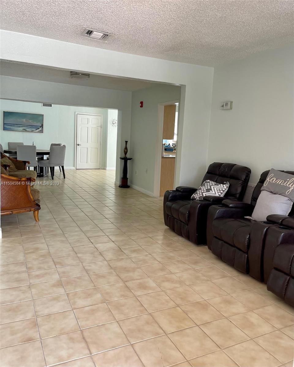 3144 SW 21st St, Miami, Florida 33145, 5 Bedrooms Bedrooms, ,4 BathroomsBathrooms,Residential,For Sale,3144 SW 21st St,A11504584