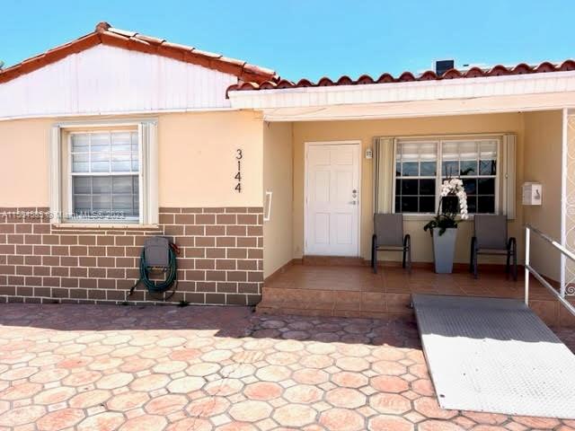 3144 SW 21st St, Miami, Florida 33145, ,Businessopportunity,For Sale,3144 SW 21st St,A11504585