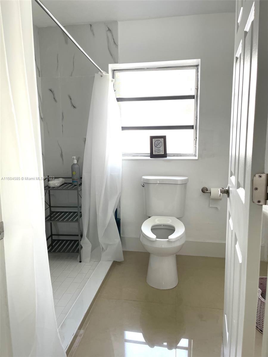 3144 SW 21st St, Miami, Florida 33145, ,Businessopportunity,For Sale,3144 SW 21st St,A11504585
