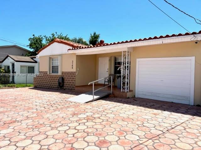 3144 SW 21st St, Miami, Florida 33145, ,Businessopportunity,For Sale,3144 SW 21st St,A11504585