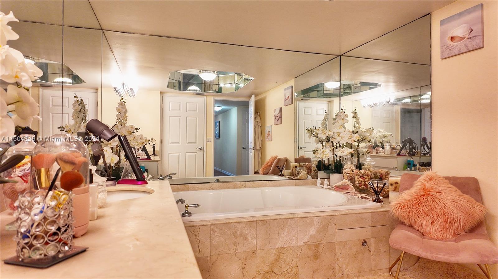 16711 Collins Ave 1603, Sunny Isles Beach, Florida 33160, 3 Bedrooms Bedrooms, ,2 BathroomsBathrooms,Residential,For Sale,16711 Collins Ave 1603,A11504849