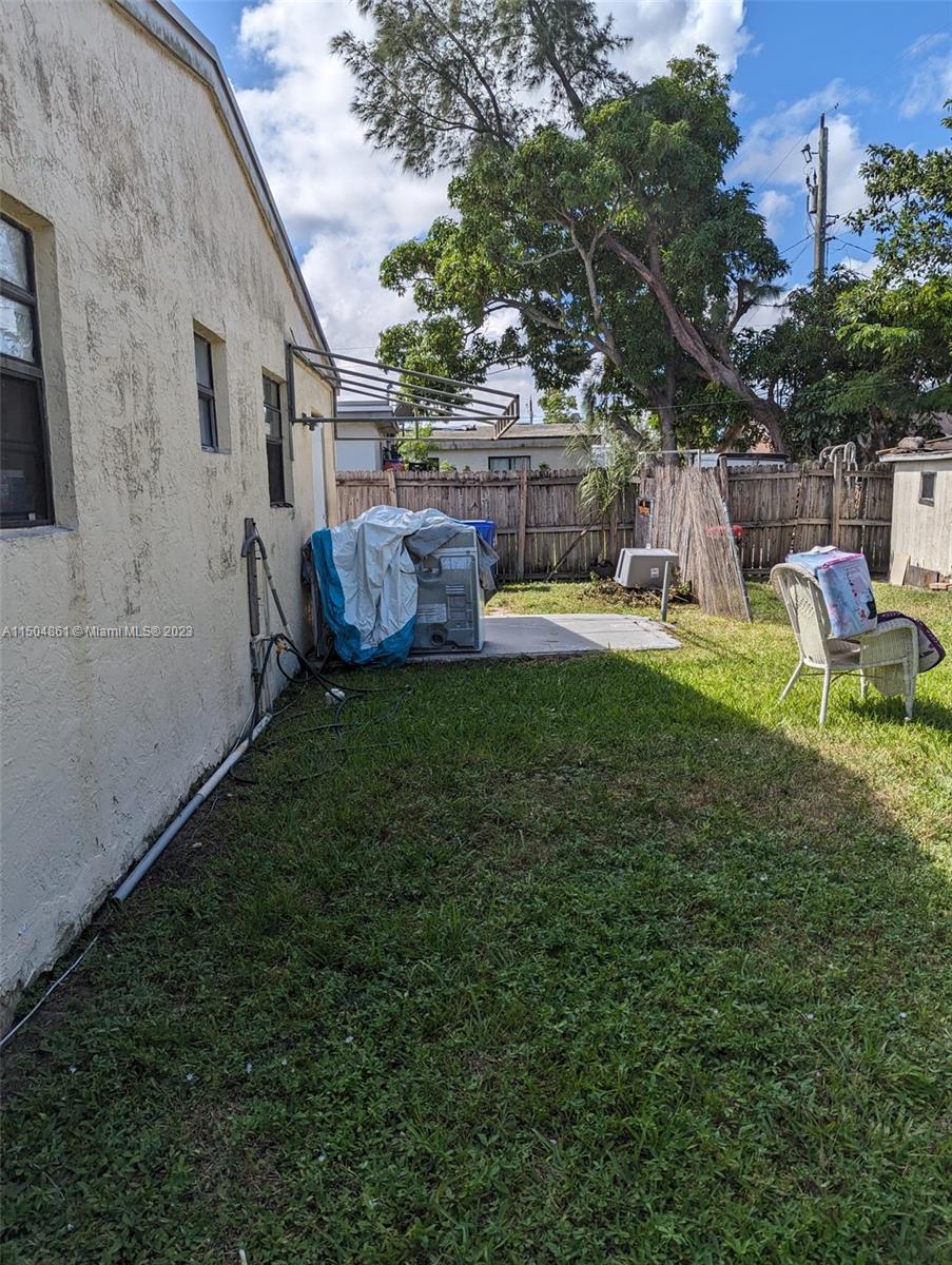 2549 4th St, Pompano Beach, FL, 33069 United States, 2 Bedrooms Bedrooms, ,2 BathroomsBathrooms,Residential,For Sale,4th St,A11504861