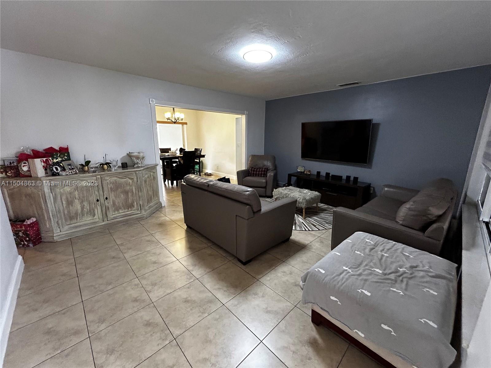 730 77th Way, Pembroke Pines, FL, 33024 United States, 4 Bedrooms Bedrooms, ,2 BathroomsBathrooms,Residential,For Sale,77th Way,A11504863